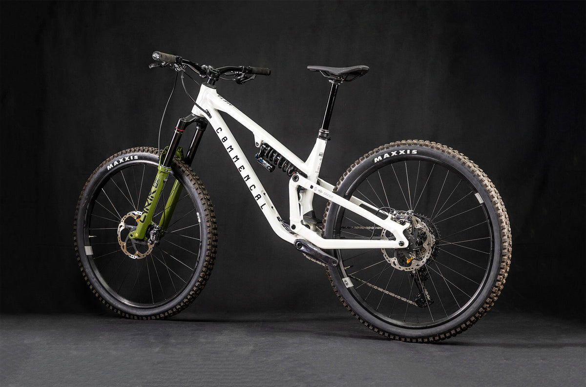 Commencal Meta V5 Clear Silver ALC