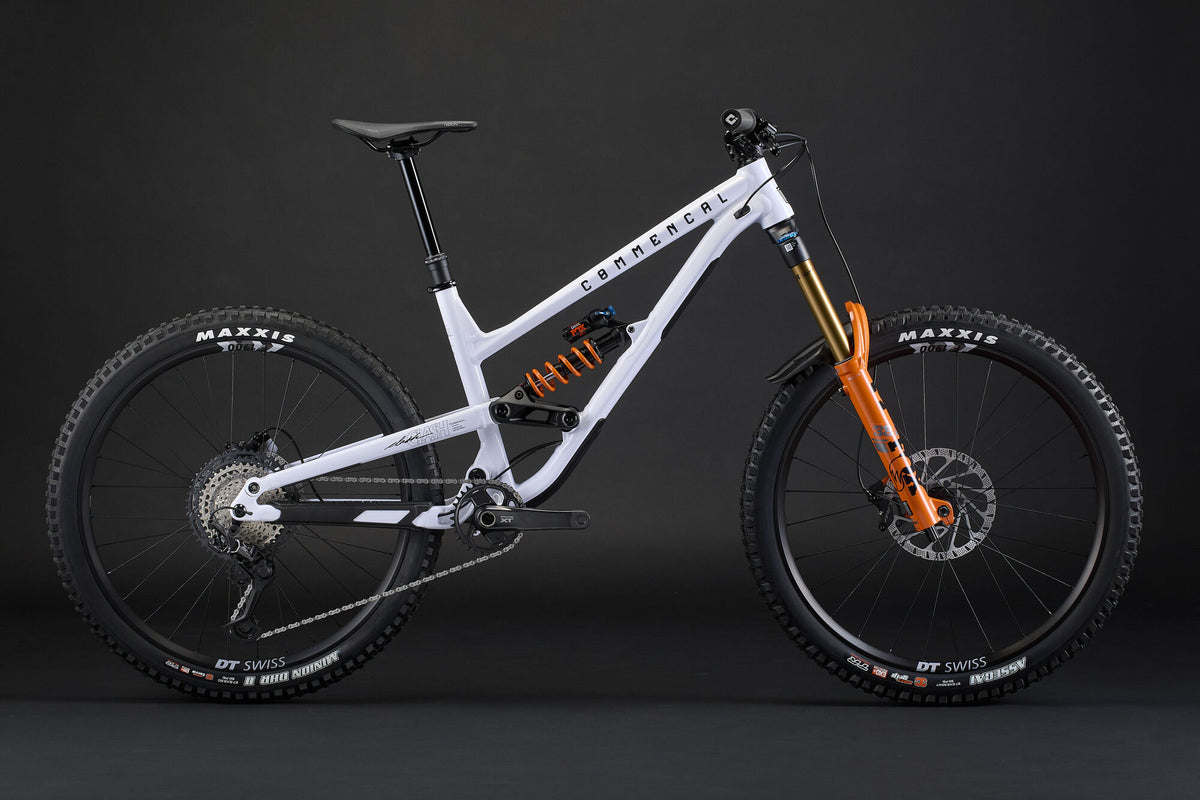 Commencal Clash Signature Pure White 2026
