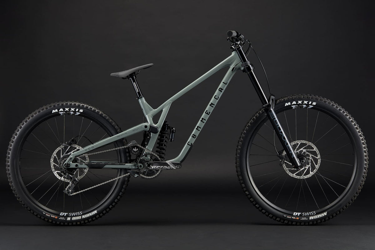 Commencal Supreme DH V5 Ride Pyrite Grey 2026