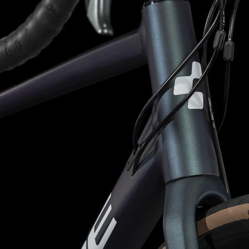 BICICLETA CUBE ATTAIN