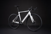 Bicicleta SUNPEED Mars-A Pro Hidráulica 12s color blanco, detalle
