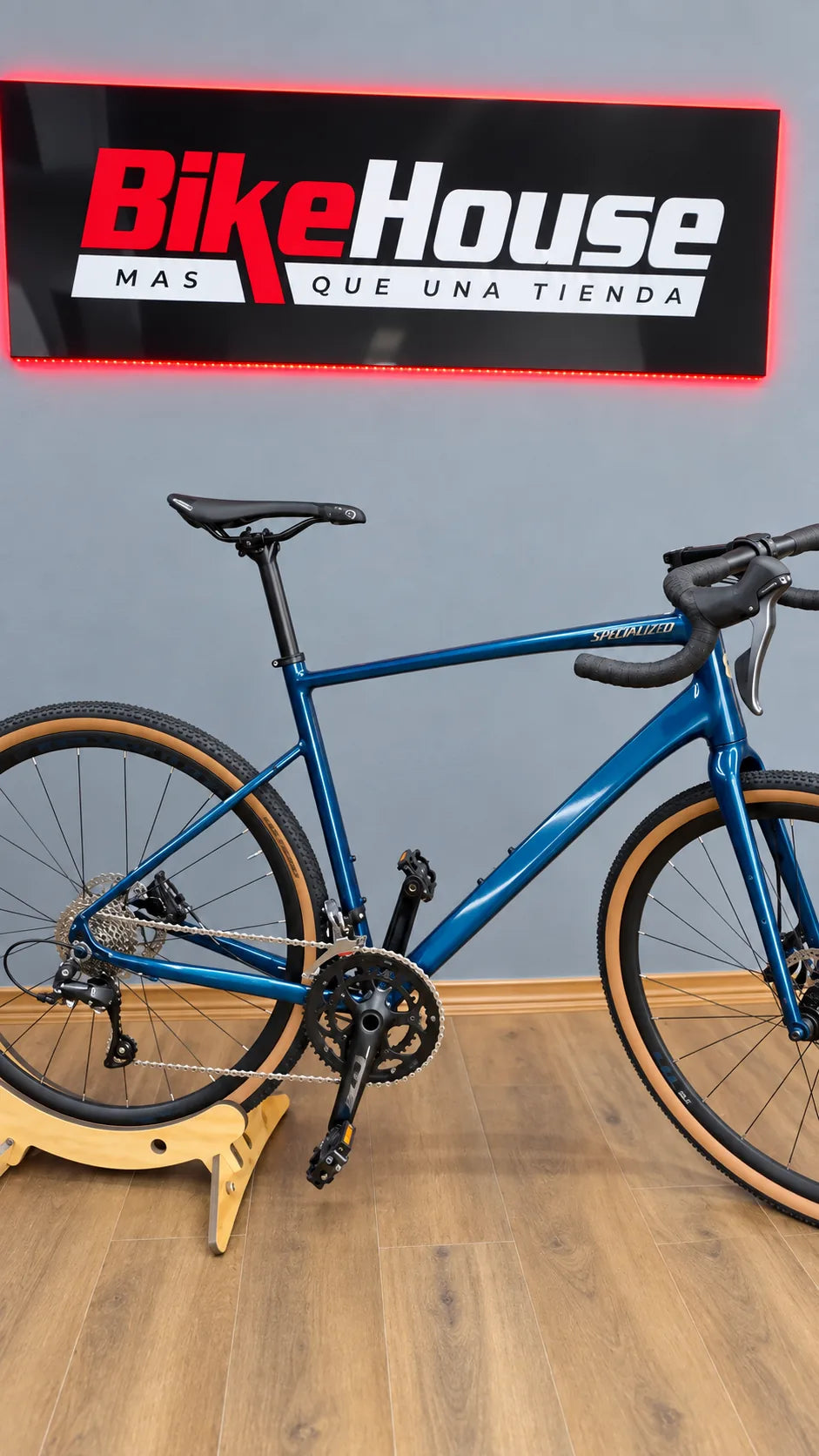 Bicicleta gravel exhibida en tienda BikeHouse Copiapó